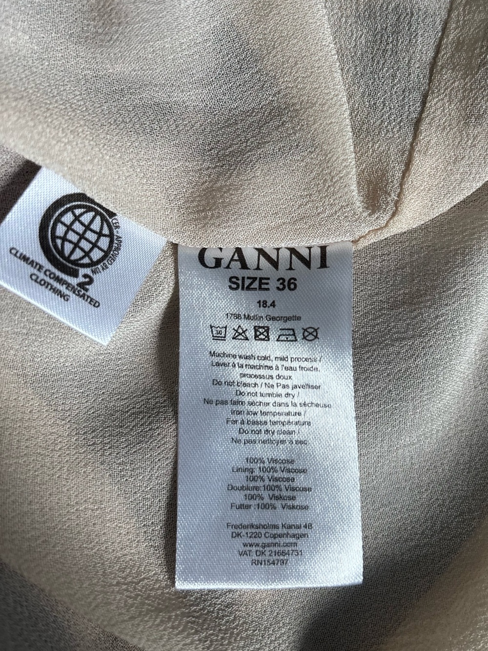 GANNI
MULLIN GEORGETTE TOP - LEOPARD Minor Flaws* - Picture 8 of 16